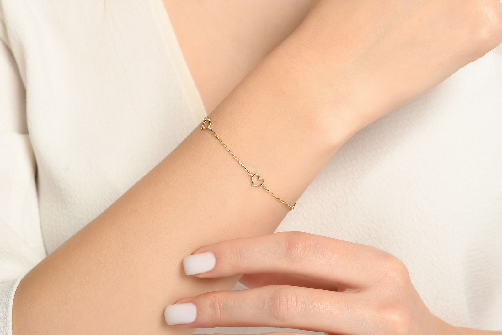 Quyumcu - 14 Ayar Altın Kalpli Bileklik