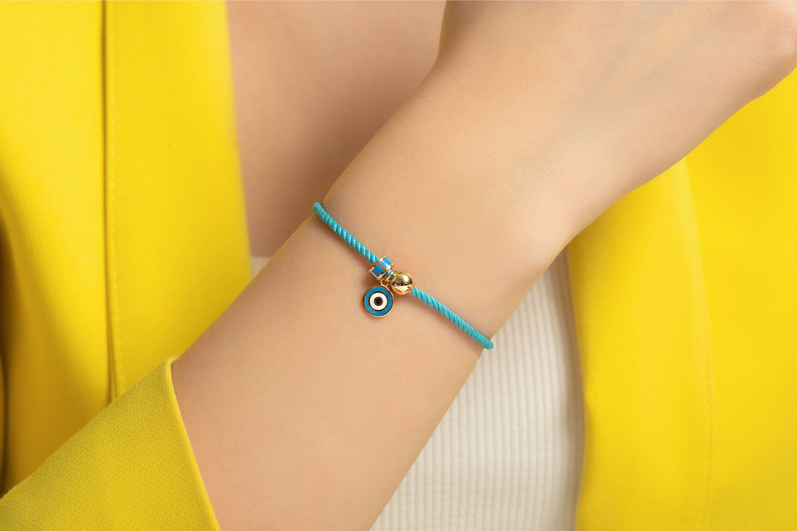 Quyumcu - 14 Ayar Altın Mineli Nazar Boncuklu İpli Bileklik