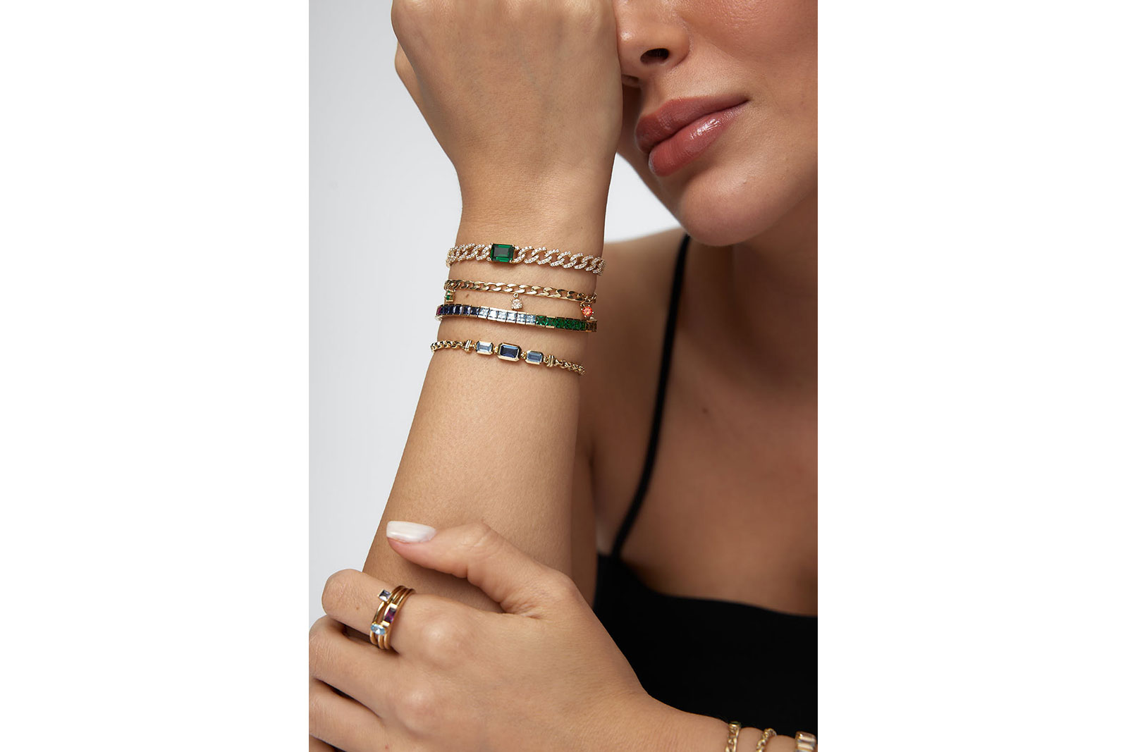 Quyumcu - 14 Ayar Altın Renkli Taşlı Su Yolu Bileklik Quyumcu - 14 Ayar Altın Renkli Taşlı Su Yolu Bileklik