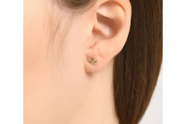 Quyumcu - 14 Ayar Altın Yaprak Tek Küpe - Tek Küpe Quyumcu - 14 Ayar Altın Yaprak Tek Küpe - Tek Küpe