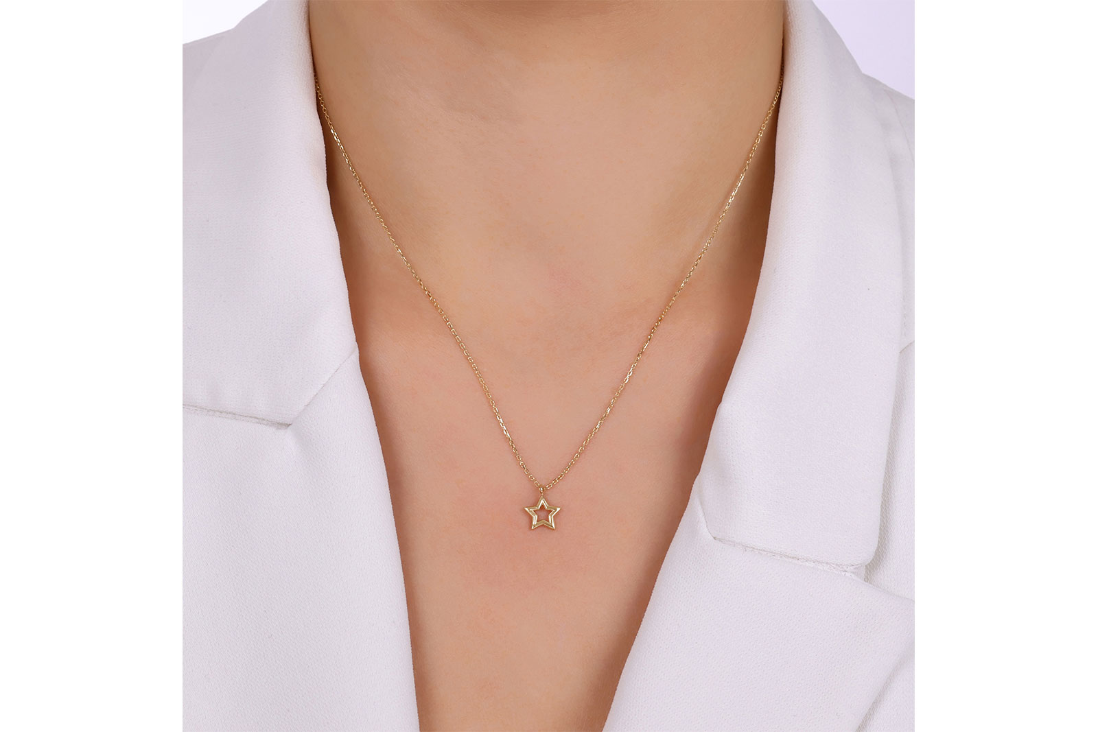 Quyumcu - 14 Ayar Altın Yıldız Kolye (1) Quyumcu - 14 Ayar Altın Yıldız Kolye (1)