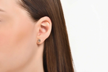 Quyumcu - 14K Gold Baguette Single Earring - Small Quyumcu - 14K Gold Baguette Single Earring - Small