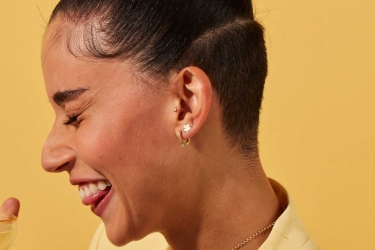 Quyumcu - 14K Gold Clover Earrings (1) Quyumcu - 14K Gold Clover Earrings (1)