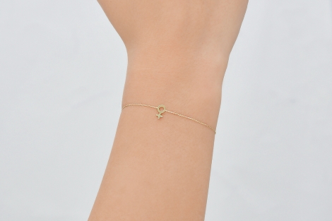 Quyumcu - 14K Gold Feminine Symbol Bracelet (1) Quyumcu - 14K Gold Feminine Symbol Bracelet (1)