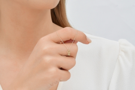Quyumcu - 14K Gold Femininity Symbol Necklace (1)