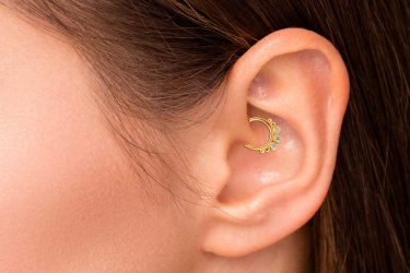 Quyumcu - 14K Gold Helix Piercing Earring Quyumcu - 14K Gold Helix Piercing Earring