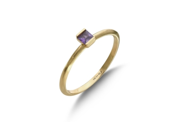 Quyumcu - 14K Gold Purple Solitaire Ring (1) Quyumcu - 14K Gold Purple Solitaire Ring (1)