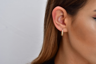 Quyumcu - 14K Gold Stone Hoop Earring - Single Quyumcu - 14K Gold Stone Hoop Earring - Single