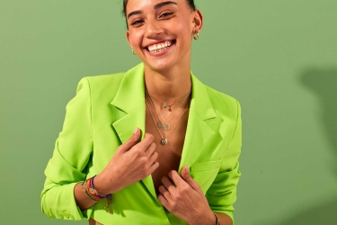 Quyumcu - 14 Ayar Altın Boğaz Çakra Kolye (1) Quyumcu - 14 Ayar Altın Boğaz Çakra Kolye (1)